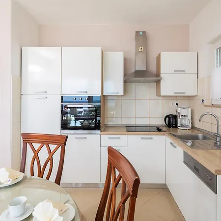 Apartment Infinity Blue Jesenice (Split-Dalmatia)